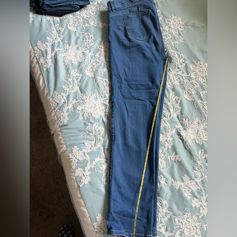 Torrid Premium Stretch, Bombshell Straight Jeans,… - image 2